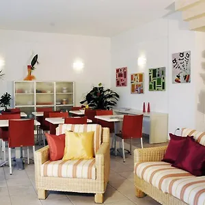*** Couette-café Marinetta Italie